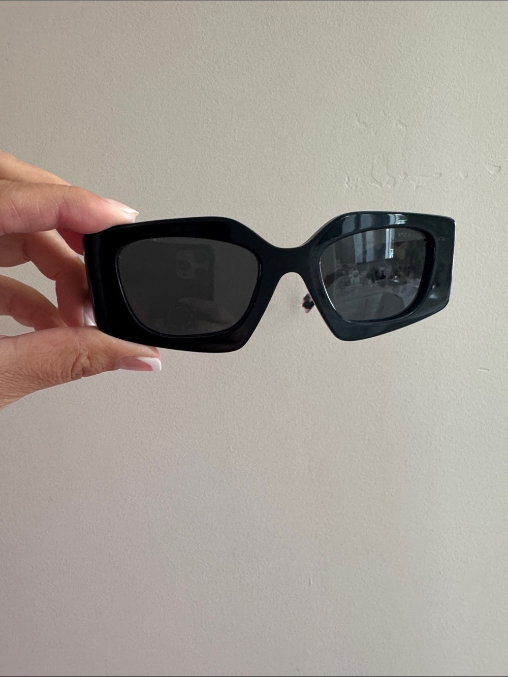 Prada Black Square Frame Sunglasses with Tortoiseshell Arms - Picture 4 of 6